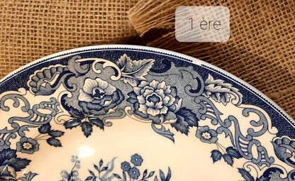 Lot de 8 assiettes plates légèrement ébréchées